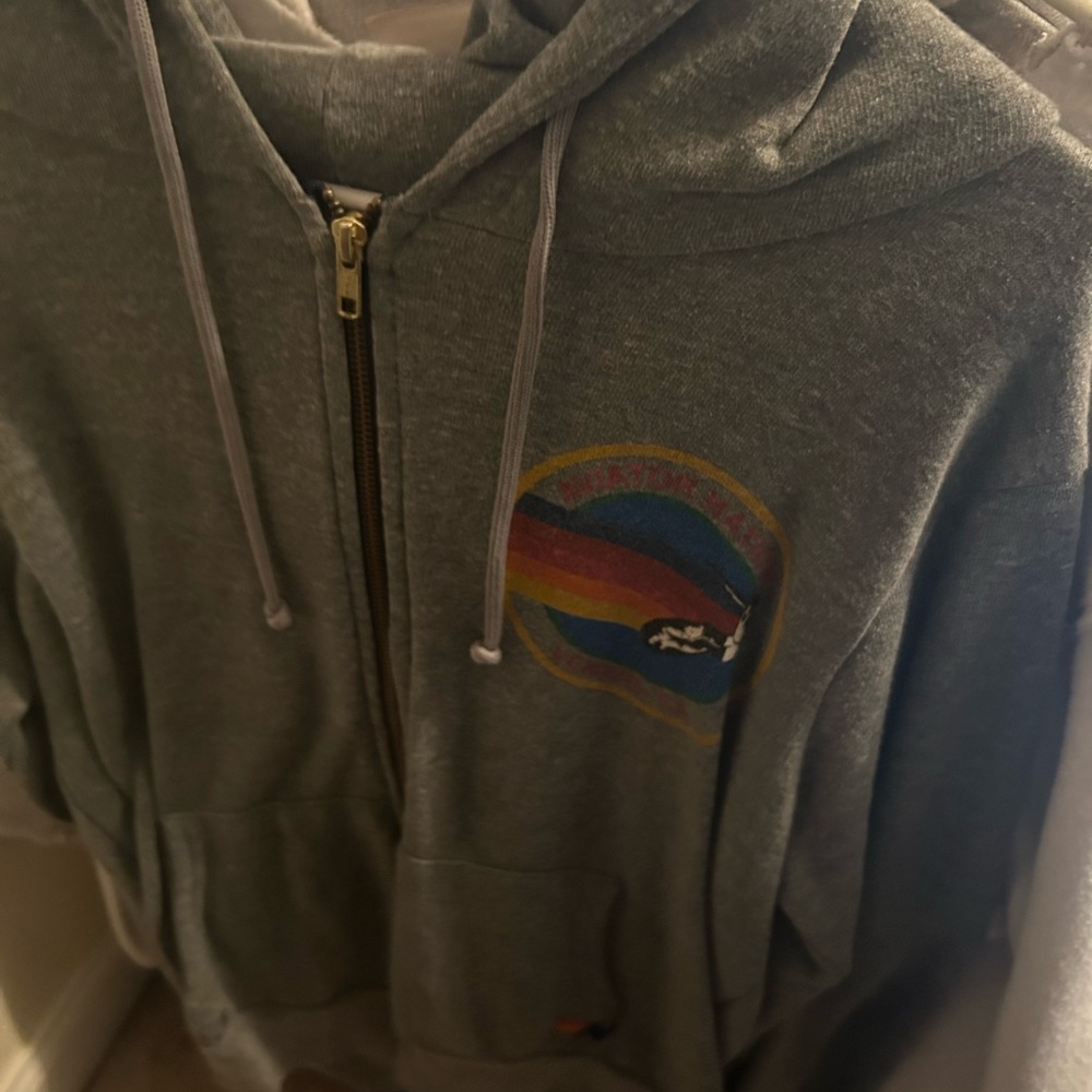 aviator Nation zip up pocket needs sown but otherwise in perfect condition